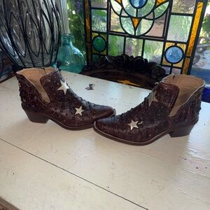 Myra Bag Brown Leather Star-Stud Western Ankle Booties